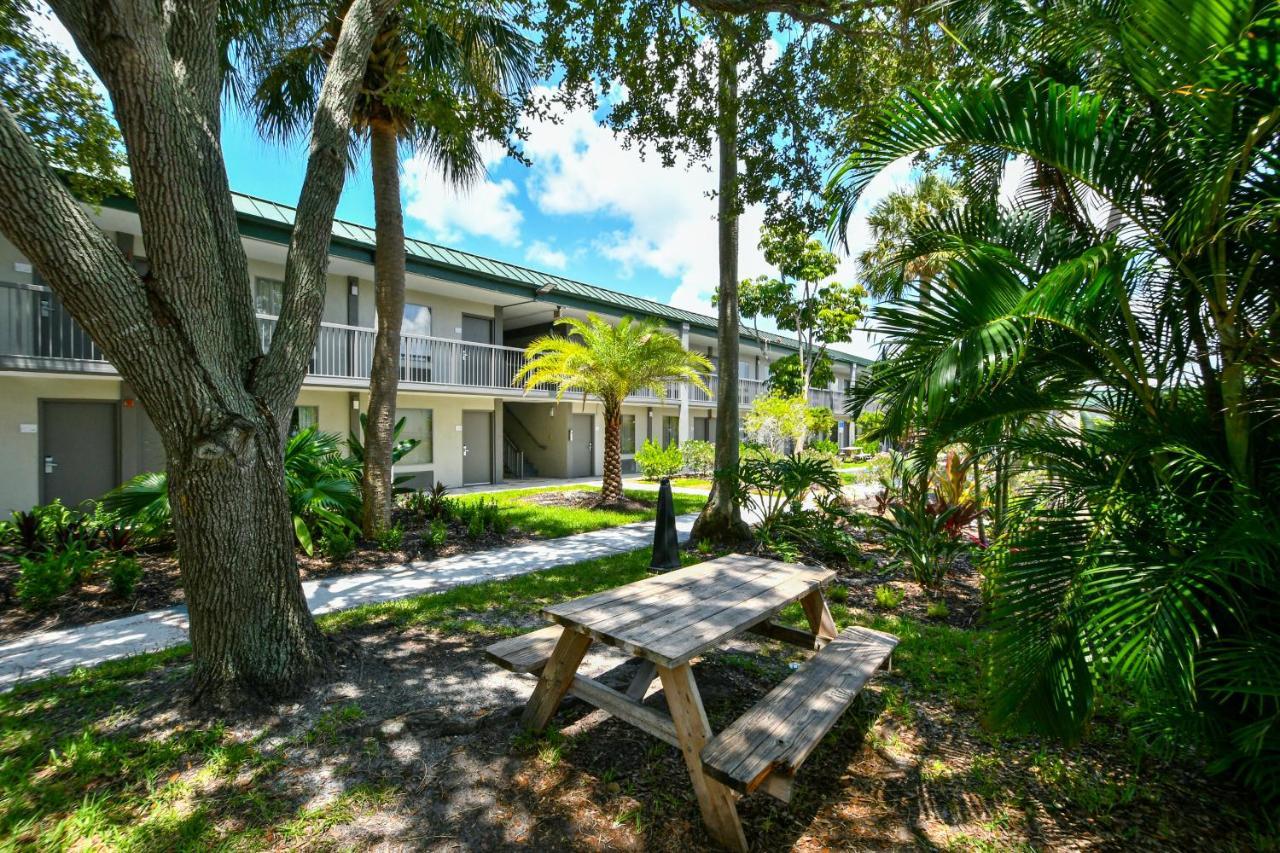 Sarasota Cay Club #612 - Heated Pool, Bunk Beds, Huge Tv, Tiki Bar, More! South Bradenton Exterior foto